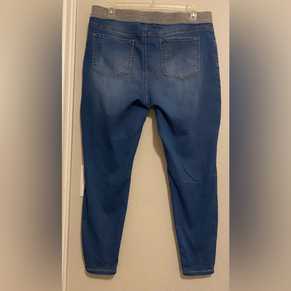 No Boundaries Pull Up Jean Jeggings - Size XXXL - Like New! - Picture 2 of 3